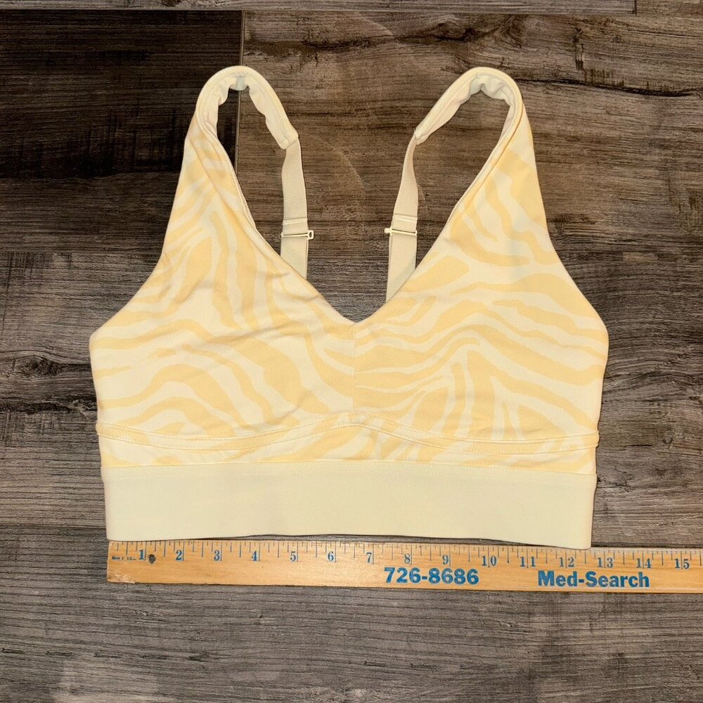 Fabletics Women’s Size Medium All Day Every Day Sports Bra Yellow Zebra Stripe - Picture 3 of 4